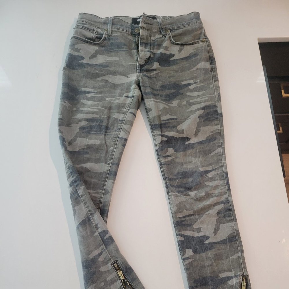 EXPRESS Jean Ankle Leggings Camo